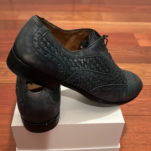 SALVATORE FERRAGAMO men’s shoes - Picture 3 of 5